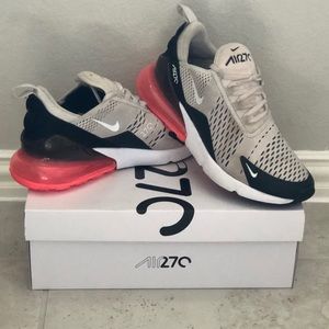 Nike Air Max 270